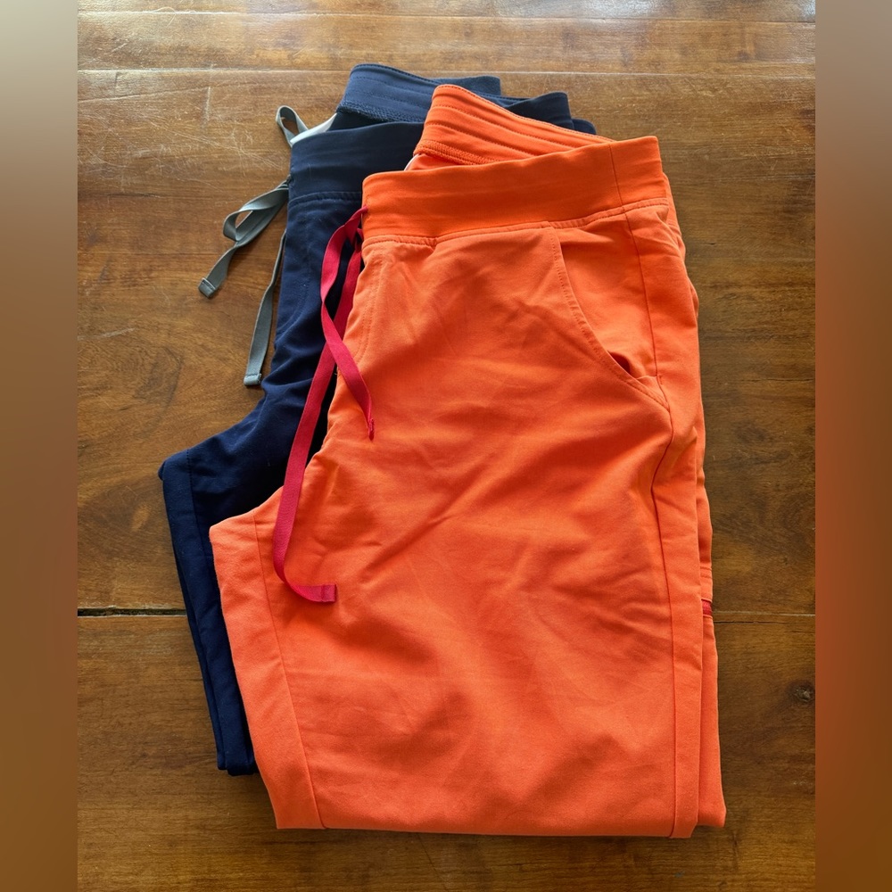 FIGS Zamora Jogger Scrub Pants - Women’s Large